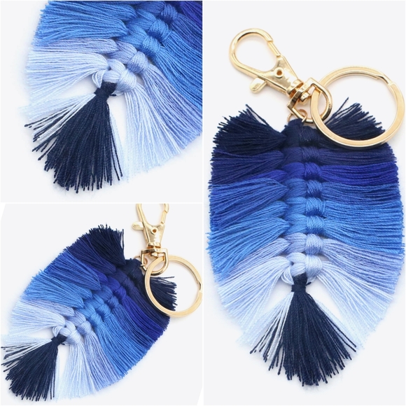 Assorted 4-Pack Leaf Shape Fringe Keychain - Picture 8 of 11